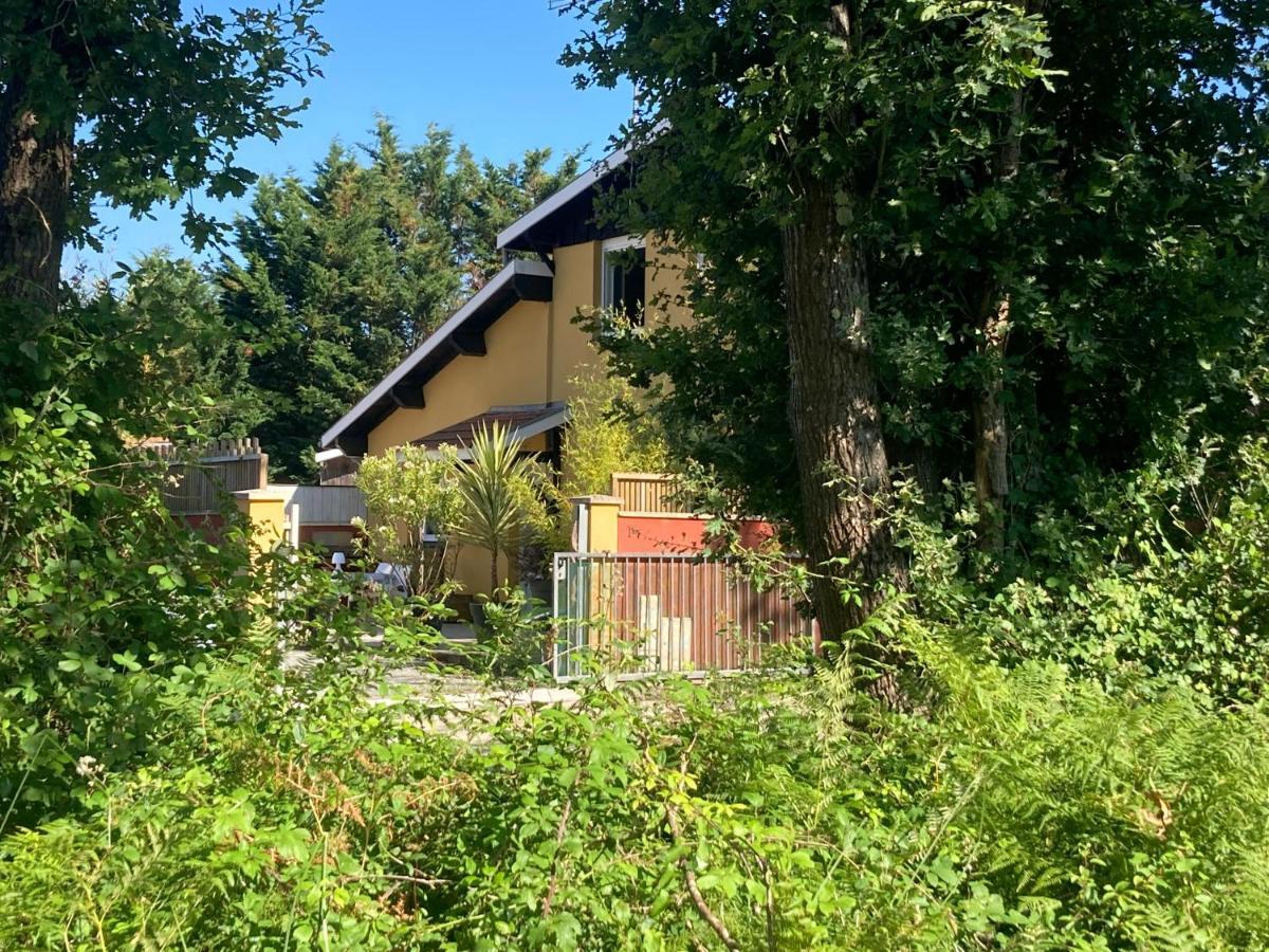 La Casa Cantarana Льо Теш Екстериор снимка